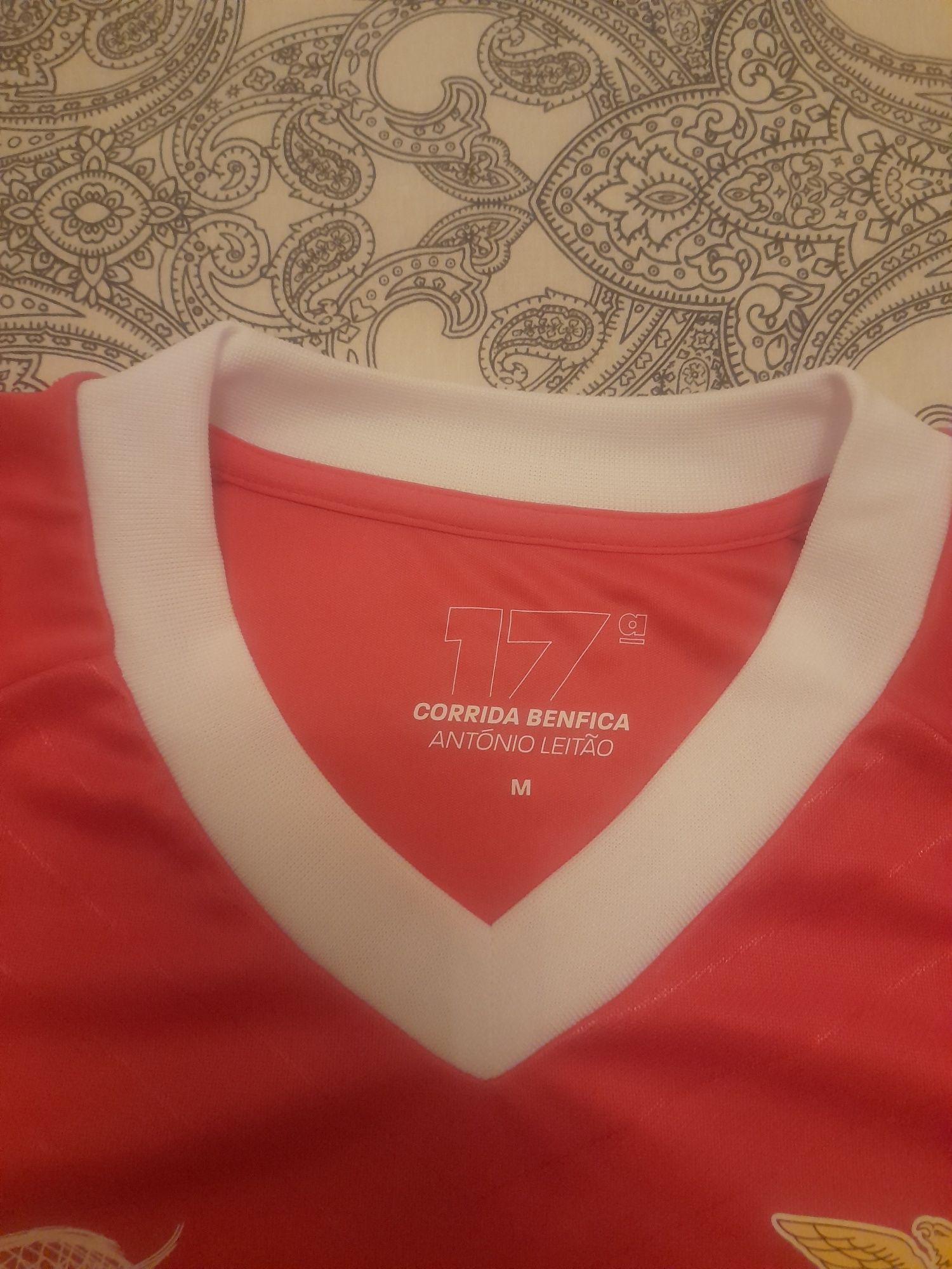 T-shirt e saco "corrida do Benfica"