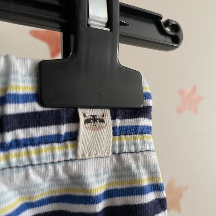 Krótkie spodenki szorty paski Kuniboo 100% bawełna 62 / 68