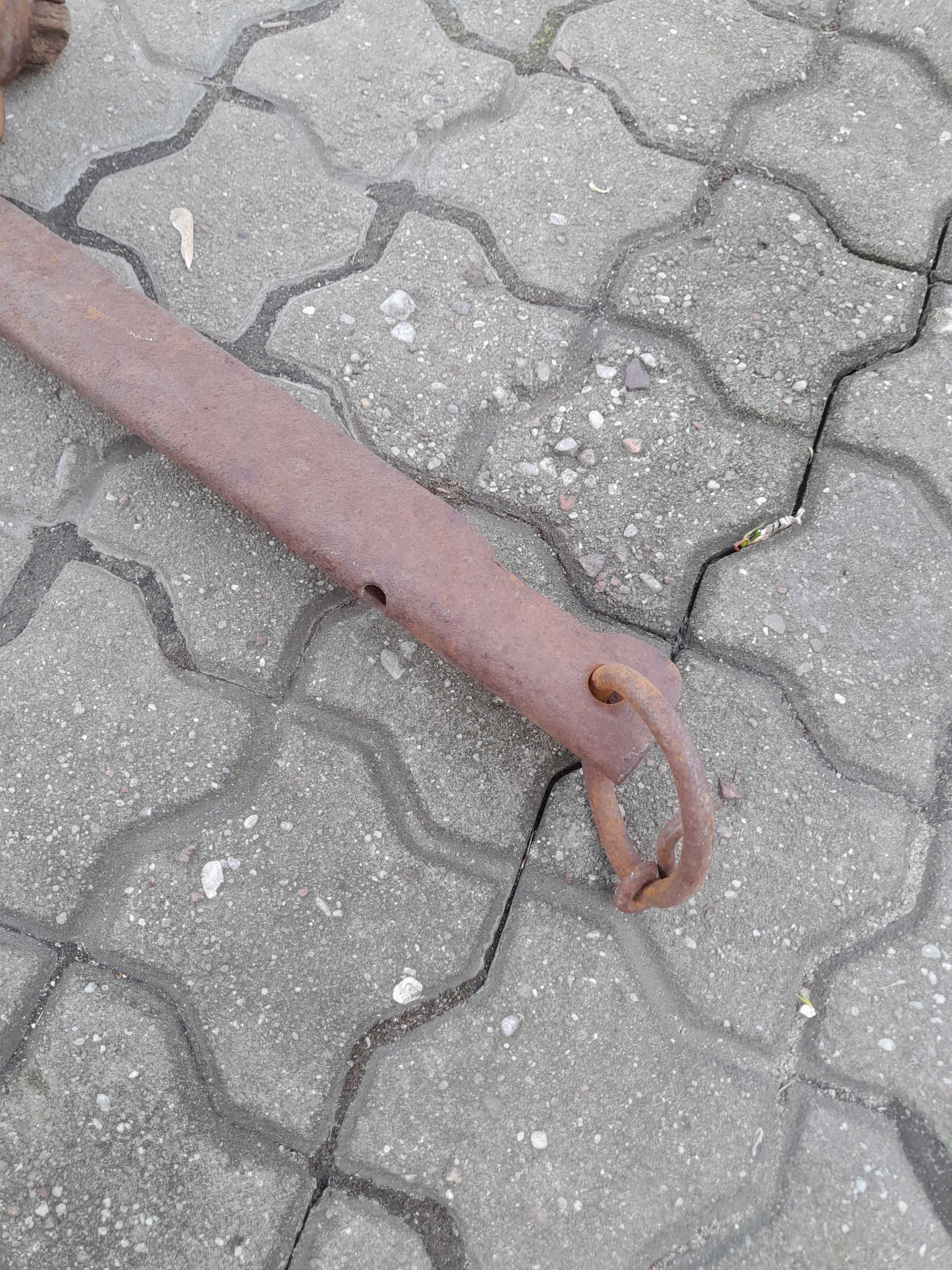 Stary metalowy orczyk zabytkowy kuty Antyk PRL wojenny