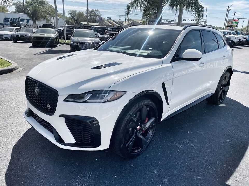 2022 Jaguar F-PACE SVR