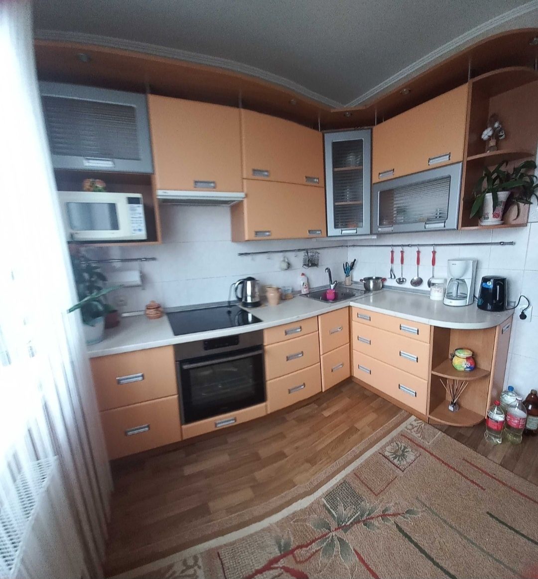 Здам 2 к.кв. вул.Чорних Запорожців б.60А. відмінна