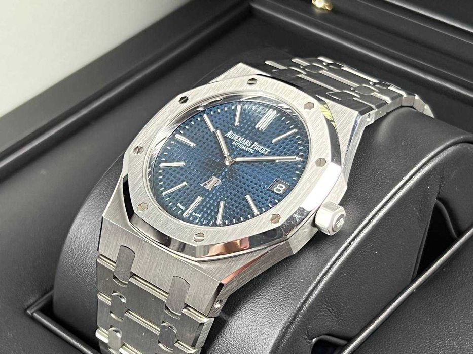Audemars Piguet Royal Oak Extra-Thin "Jumbo"