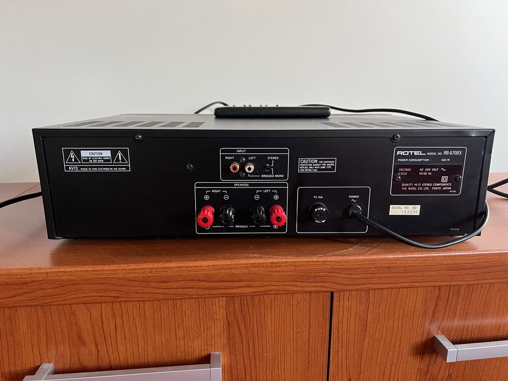 Zestaw stereo Rotel z głośnikami B&W DM 602 S2