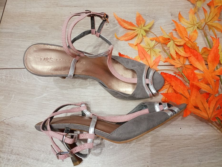Buty damskie na korku