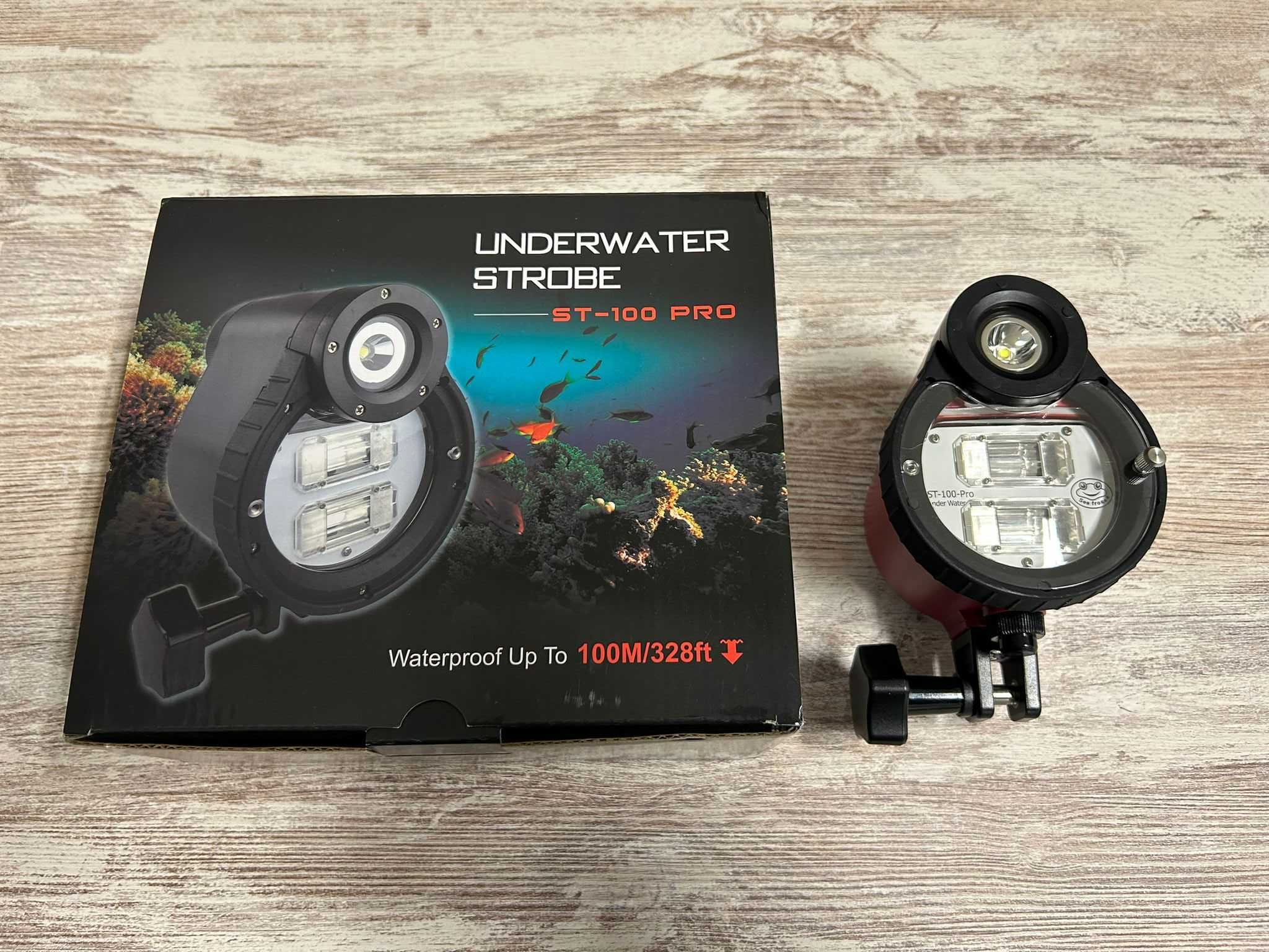 Flash SeaFrog  Underwater Strobe - NOVO