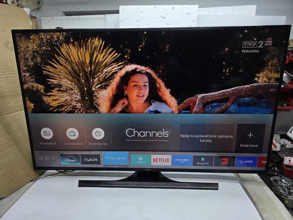 TV LED SAMSUNG 55" cali 4K uhd - SMART - dvbt2-hevc