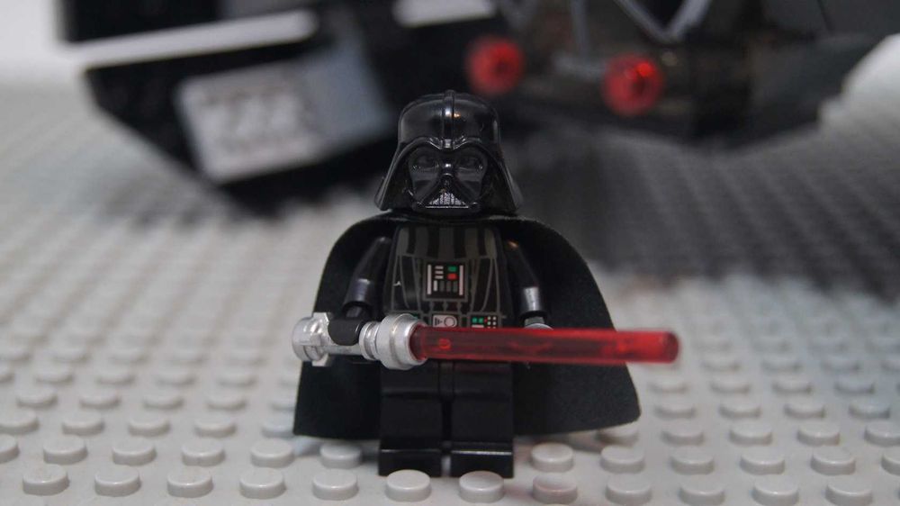 Lego Star Wars 8017 Darth Vader TIE Fighter figurka