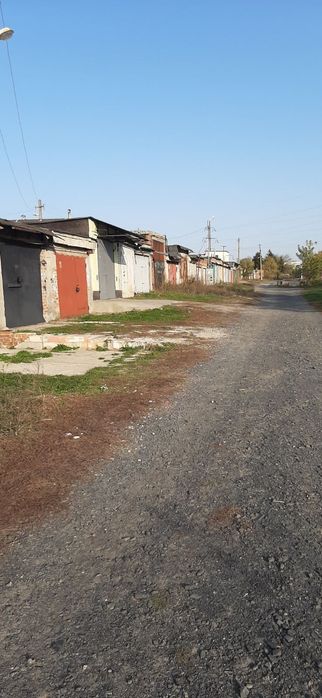 Гараж капітальний цегляний