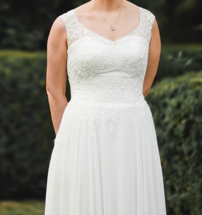 Suknia ślubna 42 Elizabeth Passion