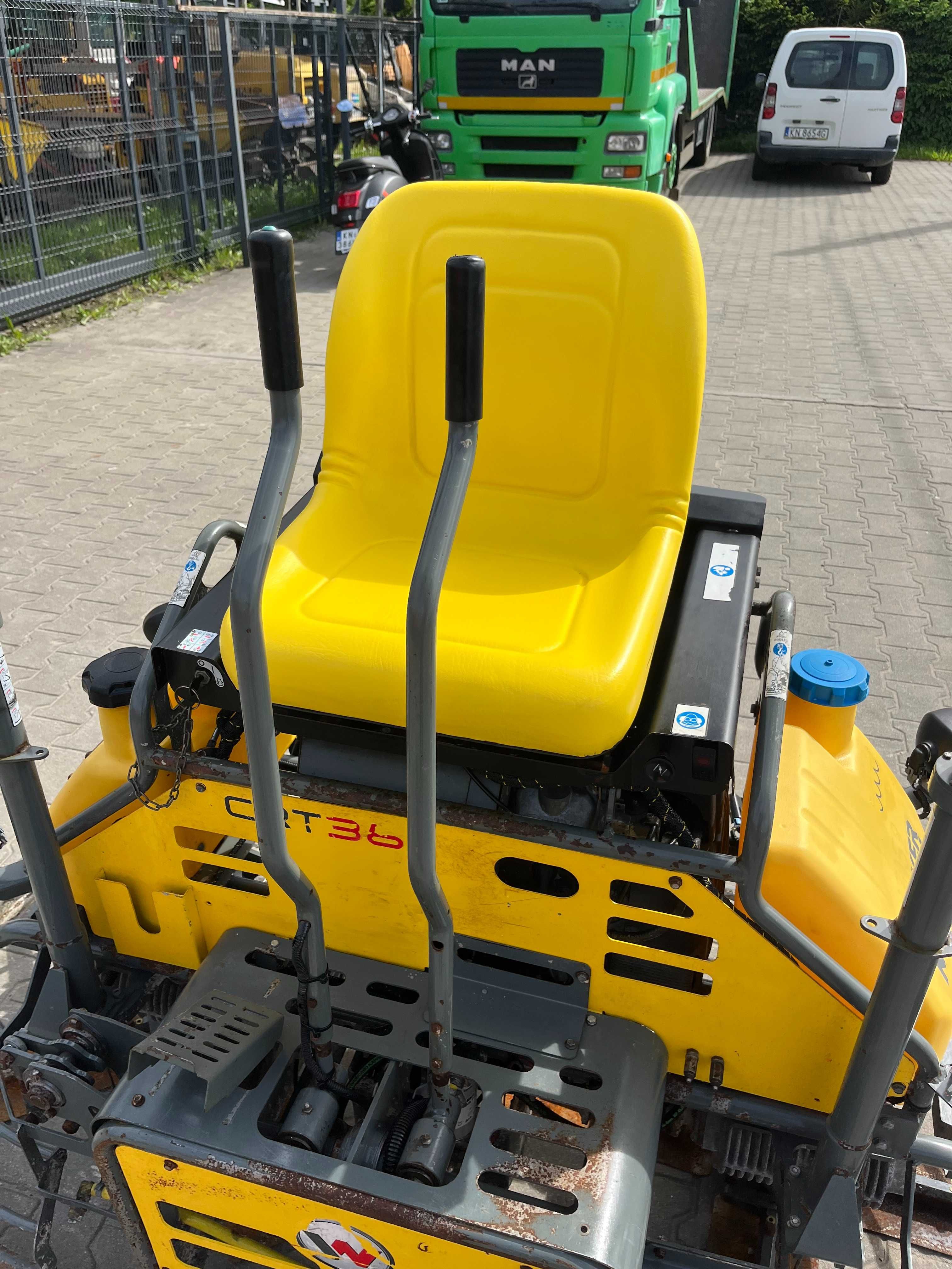 Zacieraczka samojezdna Wacker Neuson CRT 36-25, śr. zacierania 2x915mm