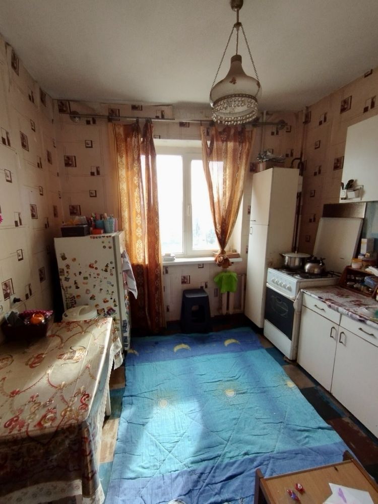 Продам 1-комнатную квартиру  ул. В. Сергиенко