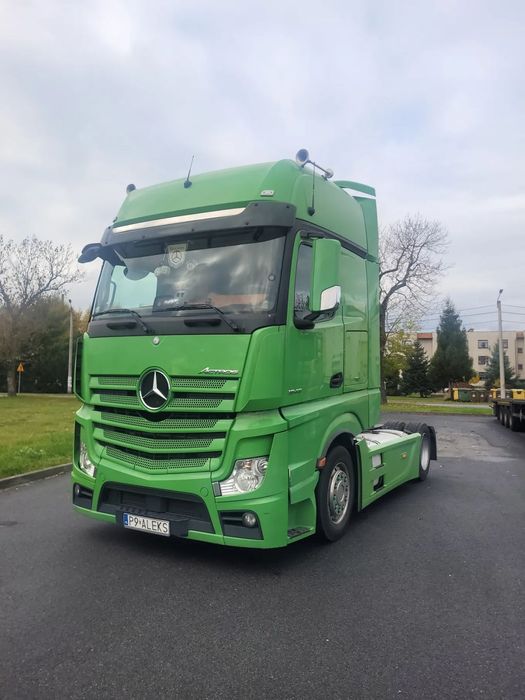Mercedes-Benz Actros 18.45  Mercedes benz Actros Mega lowdeck siodlo regulowane