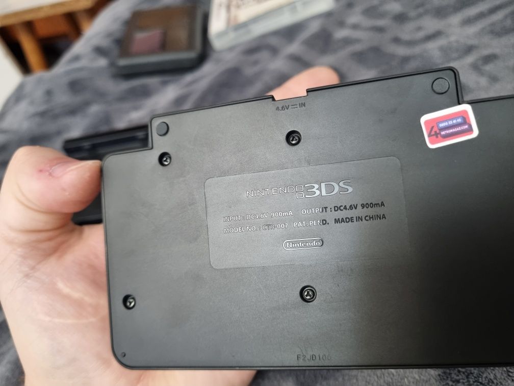 Nintendo 3ds old