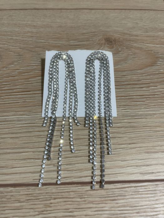 Brincos e ganchos de cabelo