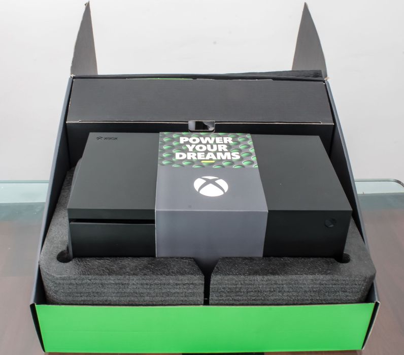 Xbox Series X 1tb c/ caixa
