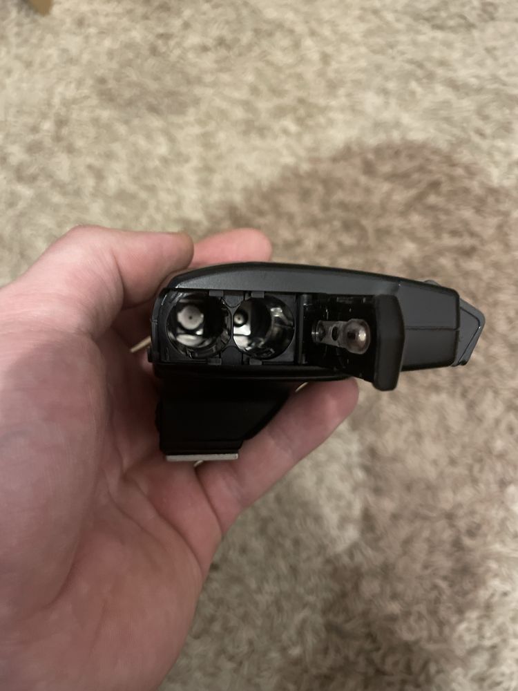 Lampa bluskowa nikon ss400