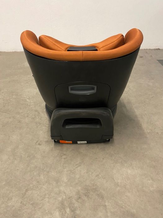 Cadeira Auto Britax Römer i-Size com Base Rotativa – Dos 0 aos 4 anos