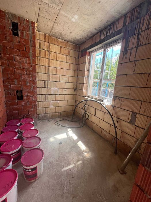 Двоповерховий будинок біля Києва з газом | Гатне | Без комісії