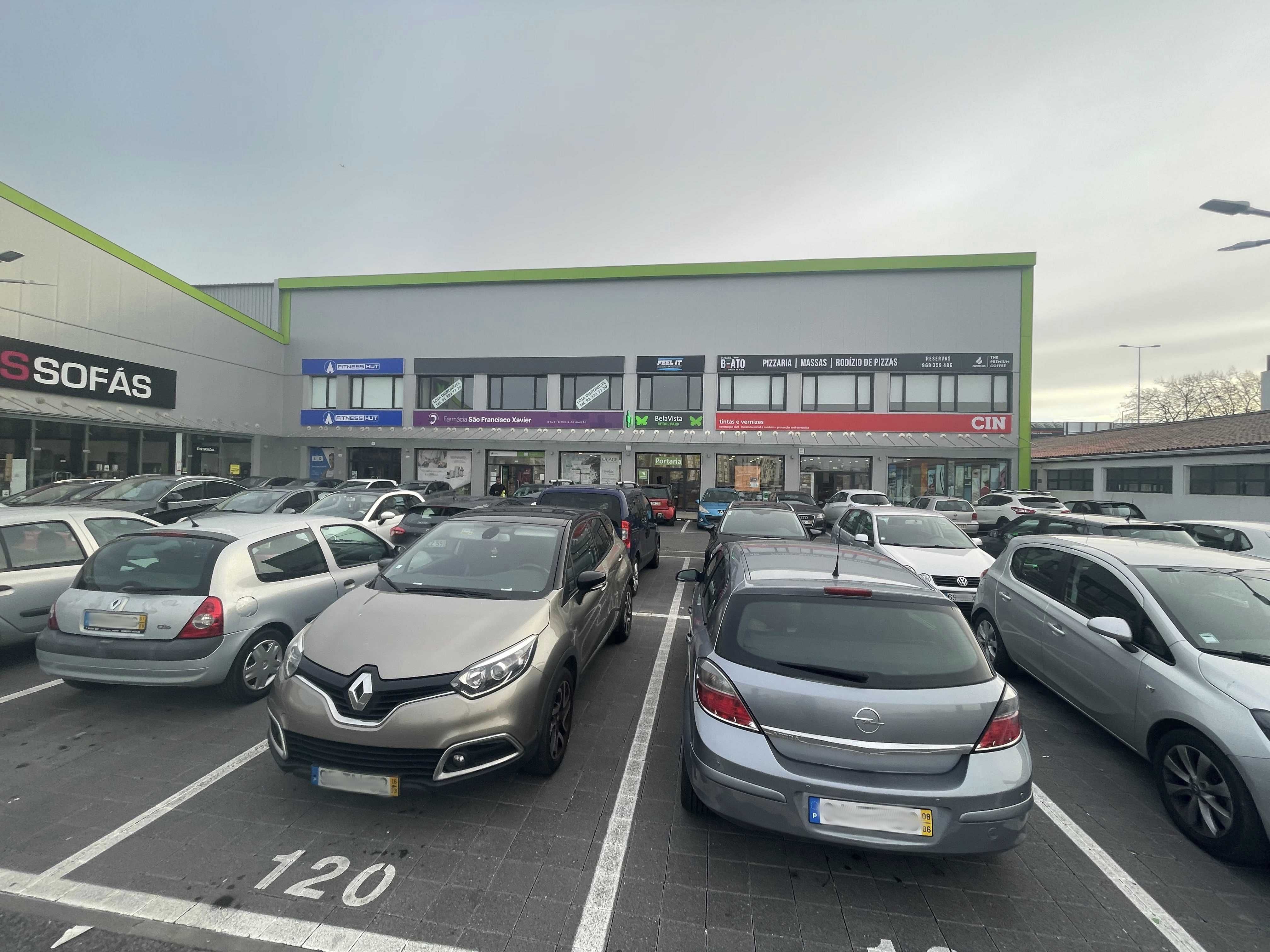 Loja no BelaVista Retail Park com 204 m2