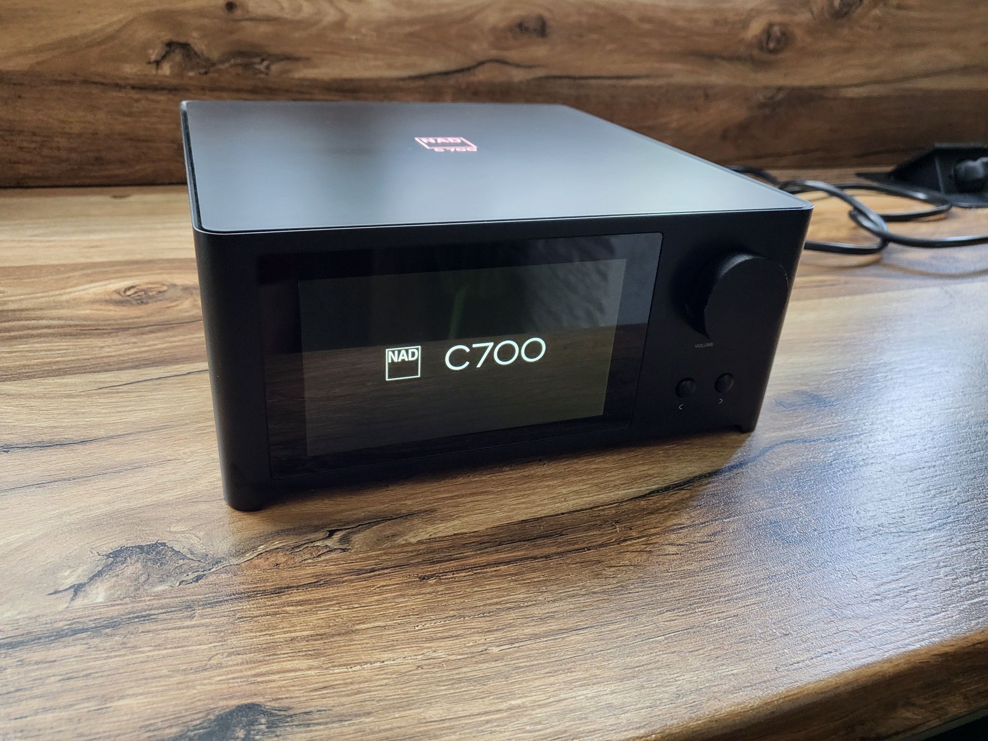 Wzmacniacz nadC 700+Polk Reserve R500