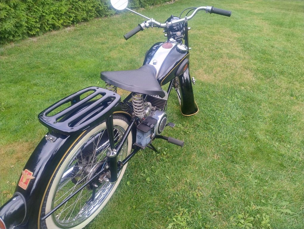Motocykl Adler M100