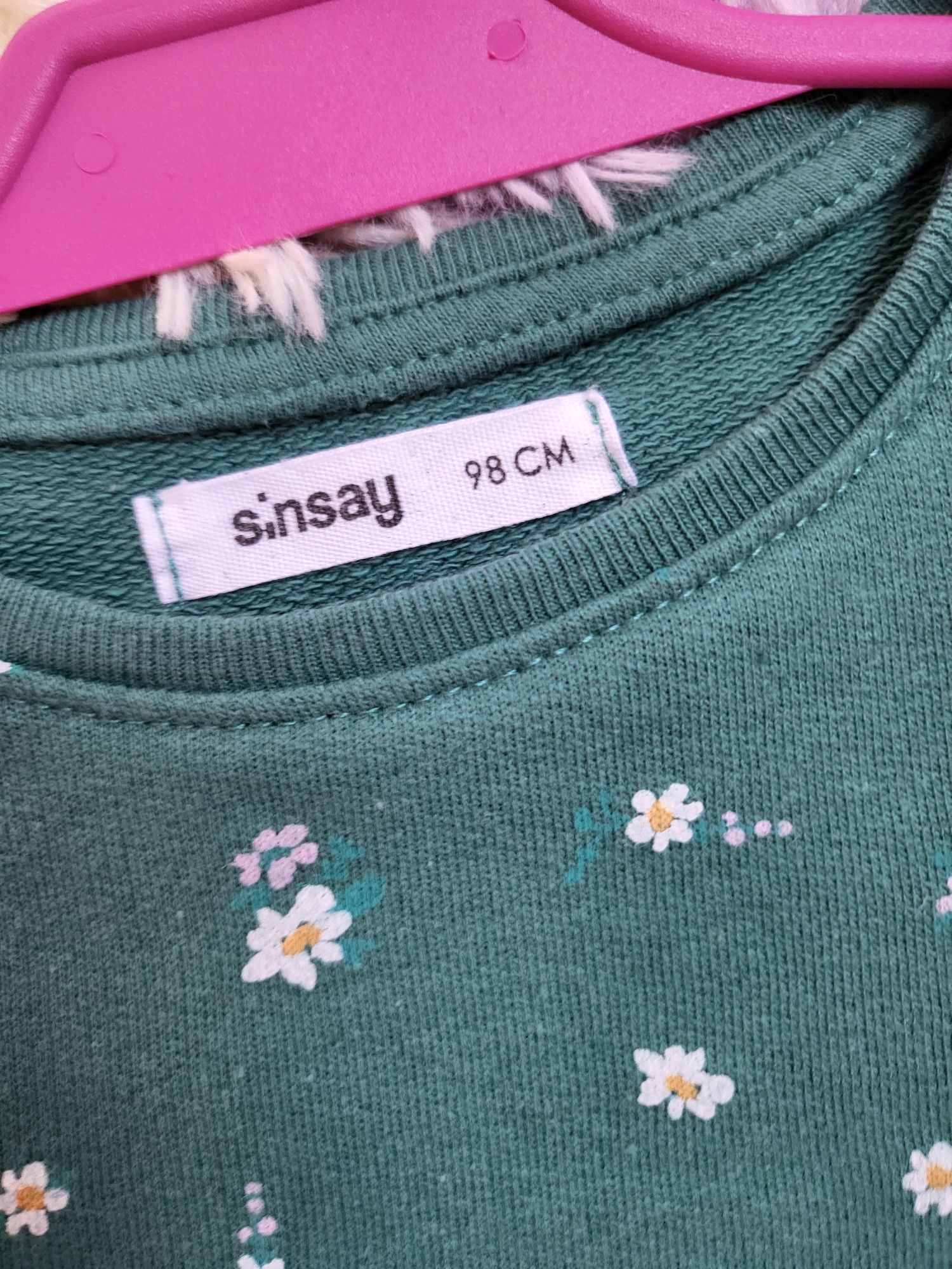 Sukienka w kwiatki r 98