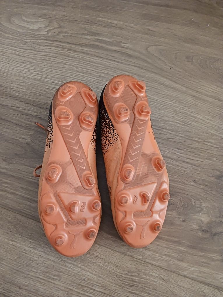 Korki Puma rozm 38,5