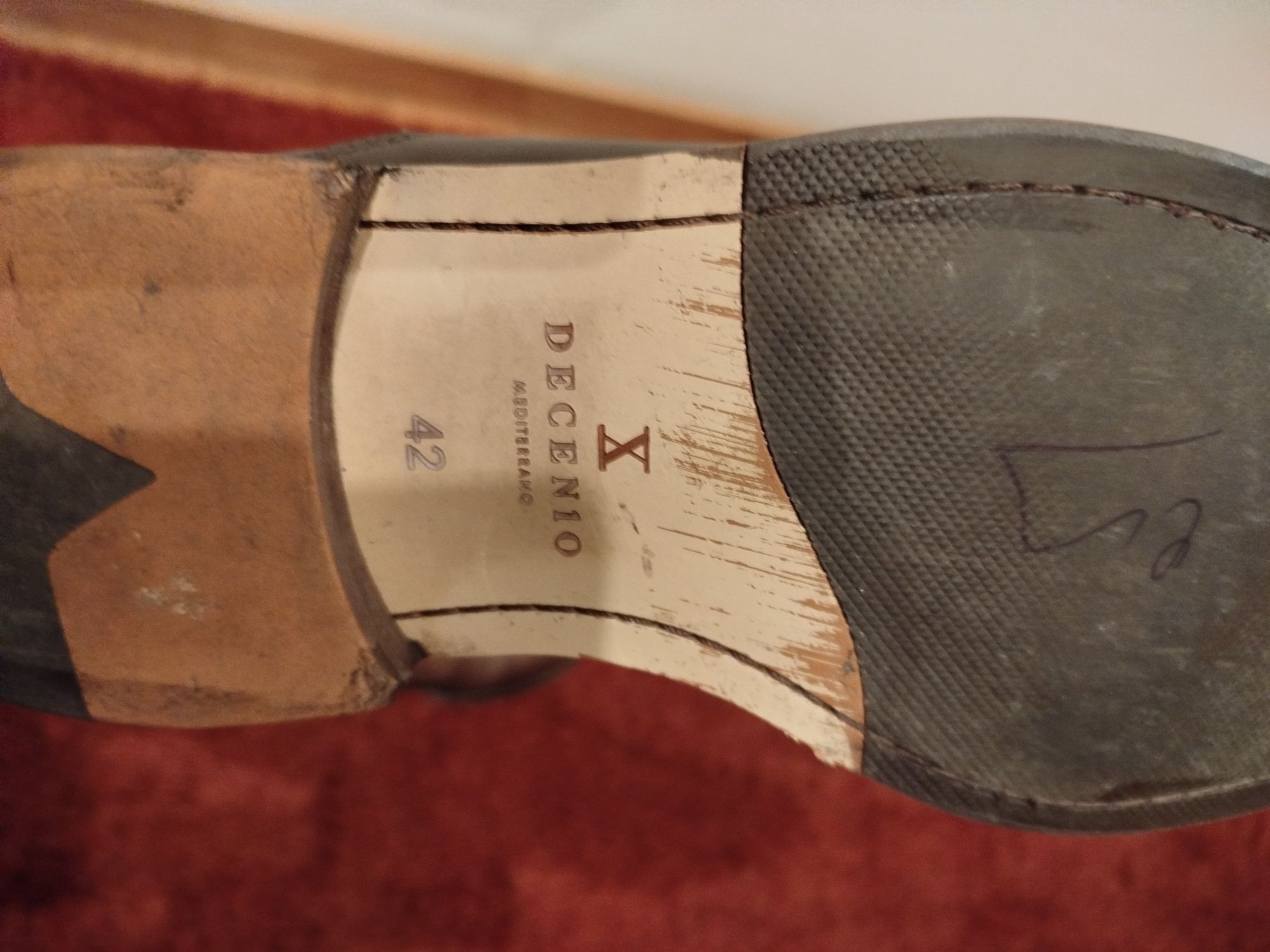 Sapatos Decénio 42