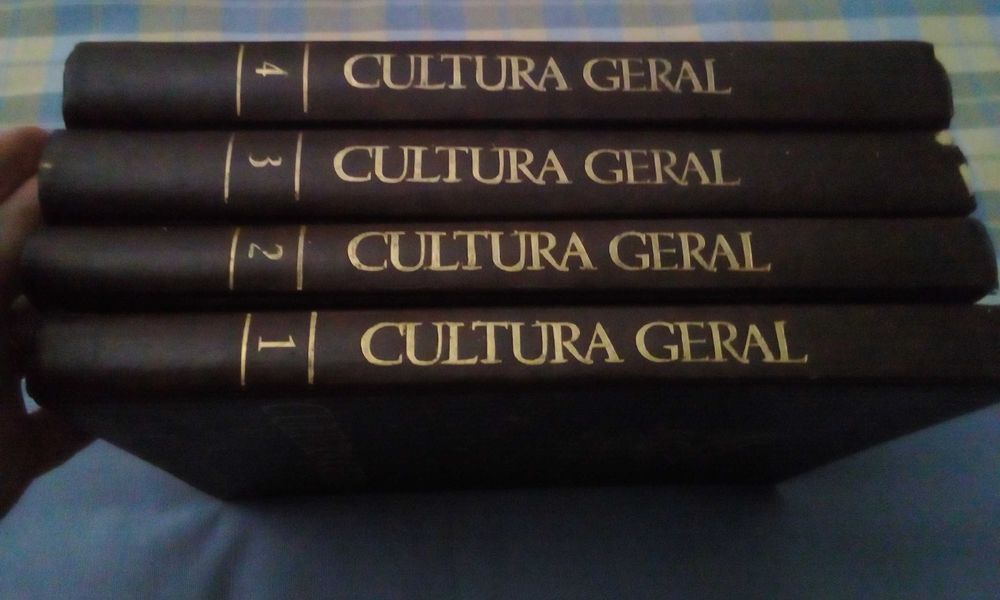 Livros de Cultura Geral ( 4 Livros)