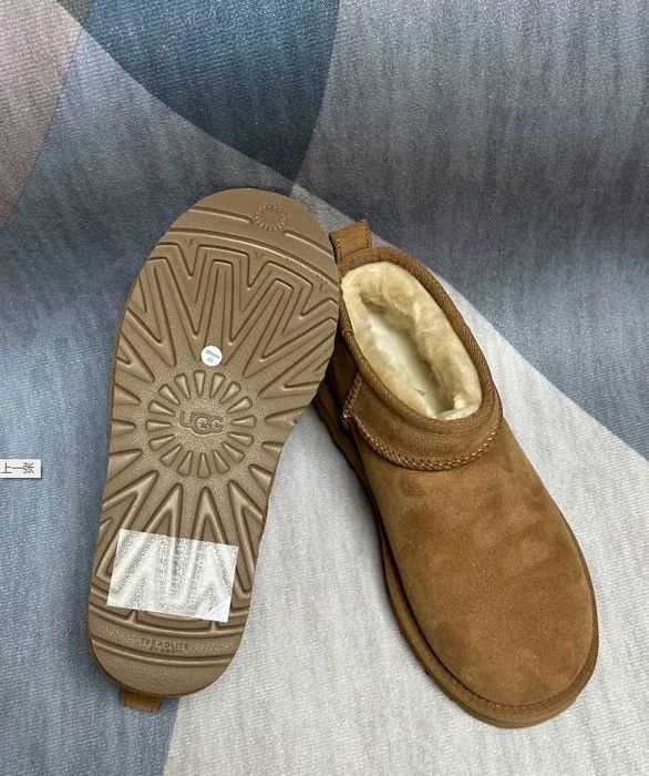 "Buty Trampki" UGG_Classic_UltraMini R.38