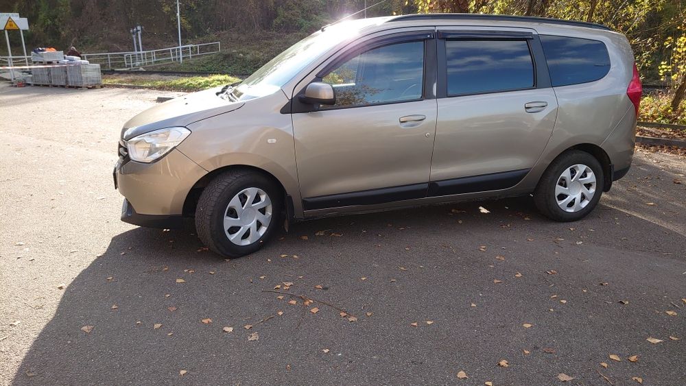 Dacia Lodgy 2012 • 7 місць • ГБО 4 покоління