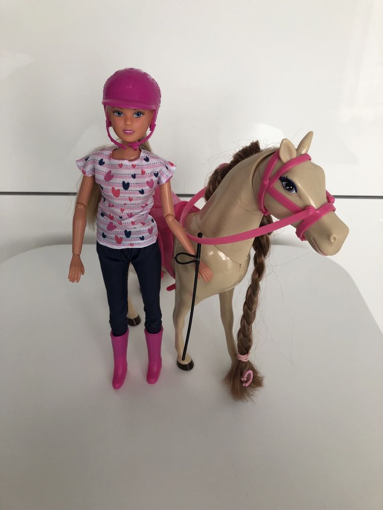 Lalka Steffi z koniem