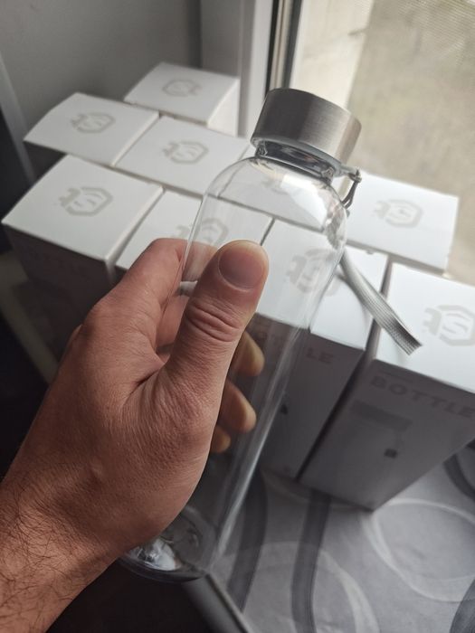 Стильная качественная бутылка для питья воды 600 мл.