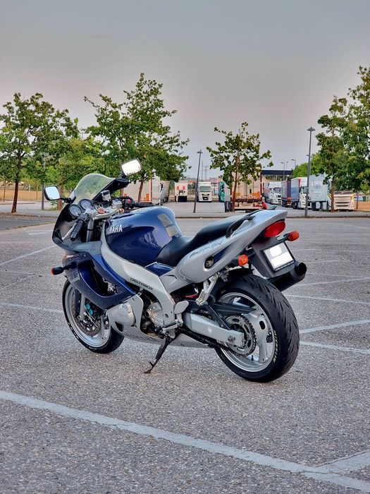 Yamaha YZF Thundercat 600 16 mil km