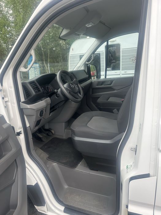 Volkswagen Crafter 2,0 140koni 2019r z winda