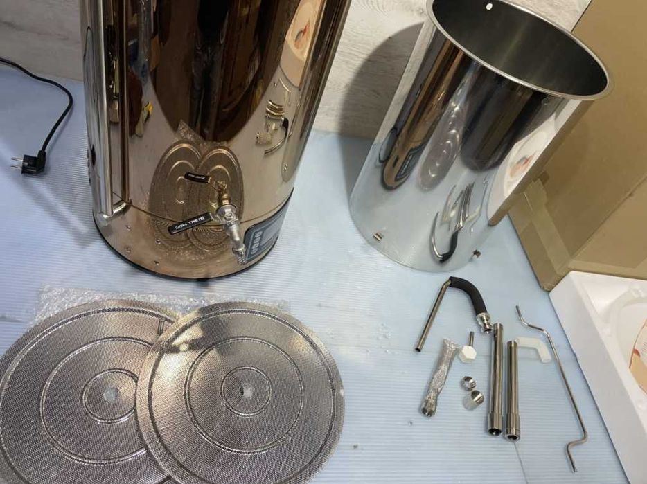 Пивоварня пивоварка с насосом и дисплеем Klarstein Mundschenk 30-45 л