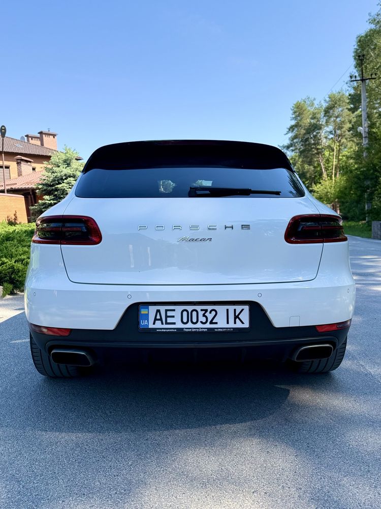 Porsche Macan 2.0 White Pearl