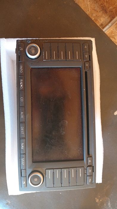 Магнітола з туарег 1