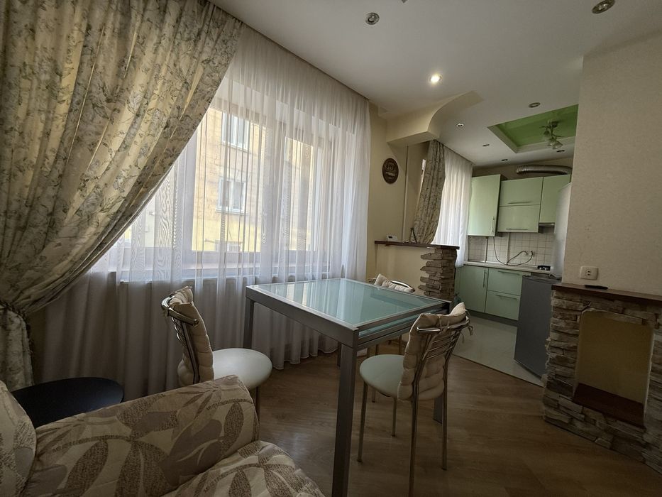 Здаю 2 кім Центр і/о поблизу озера