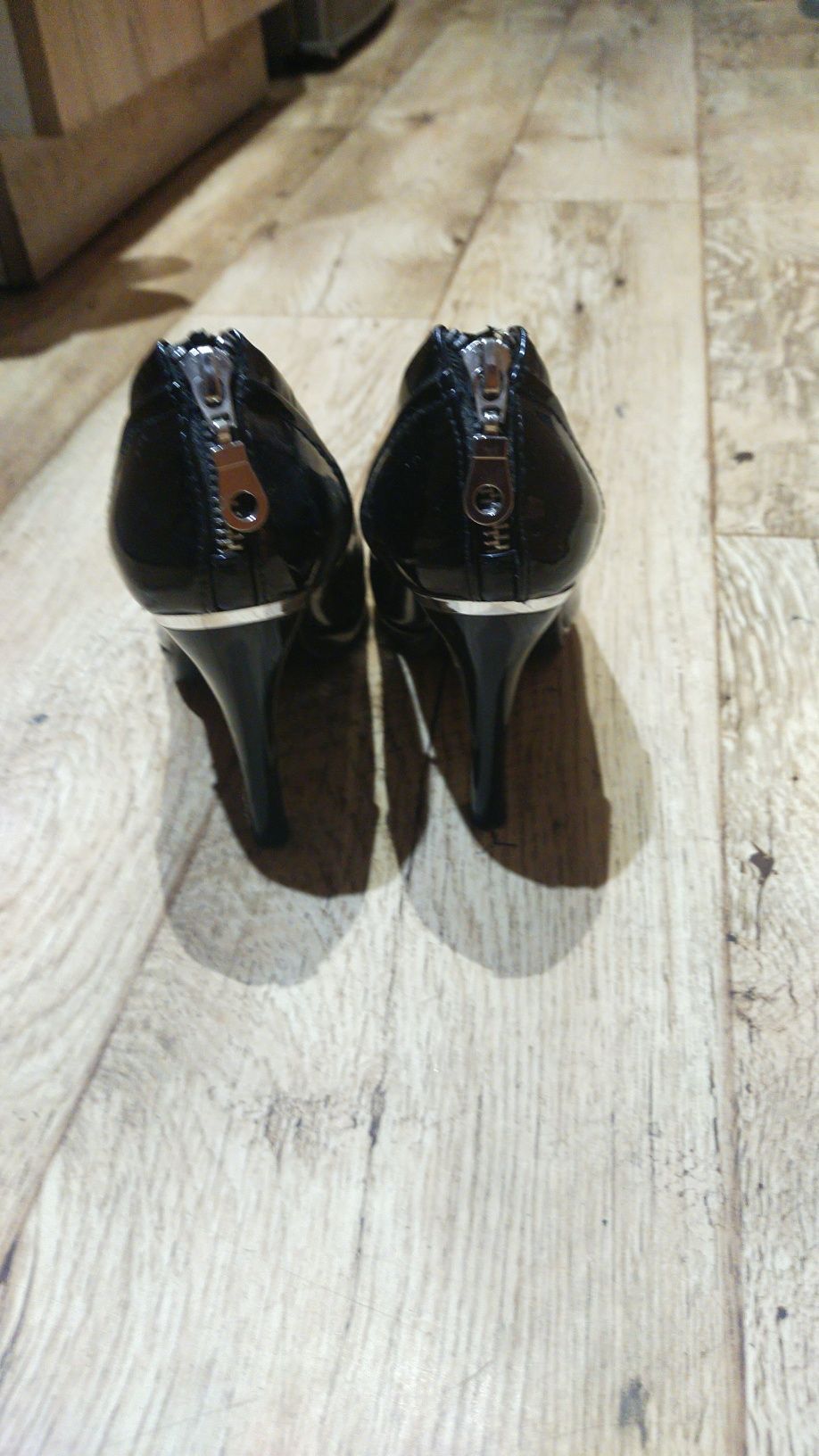 Buty szpilki rozmiar 37 stan dobry