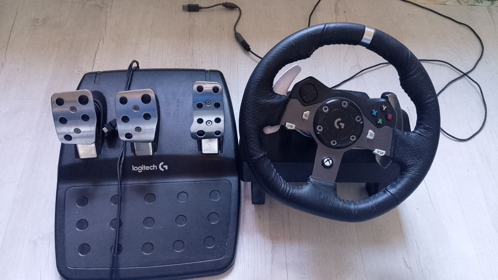 Kierowica Logitech g923 + pedały