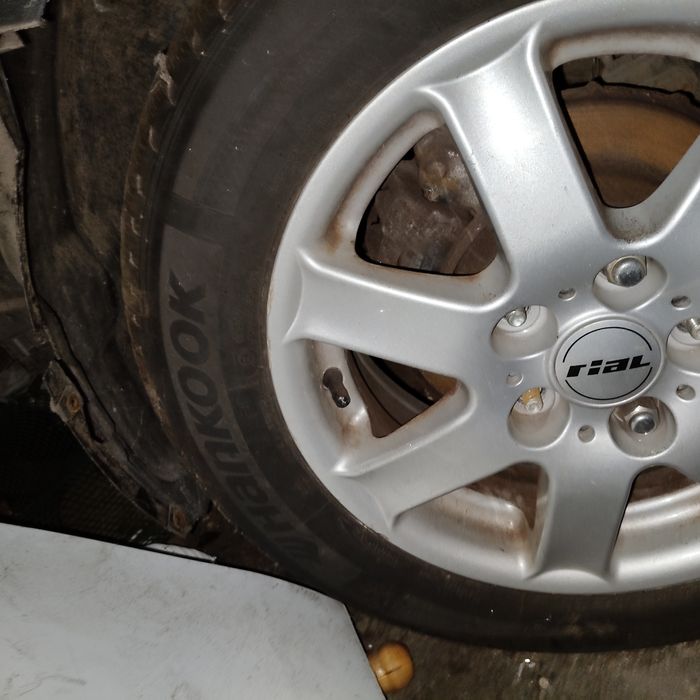 Koła , opony hyundai 5x114.3 Alugelgi, opony Hankok zima 185/65/15 ice