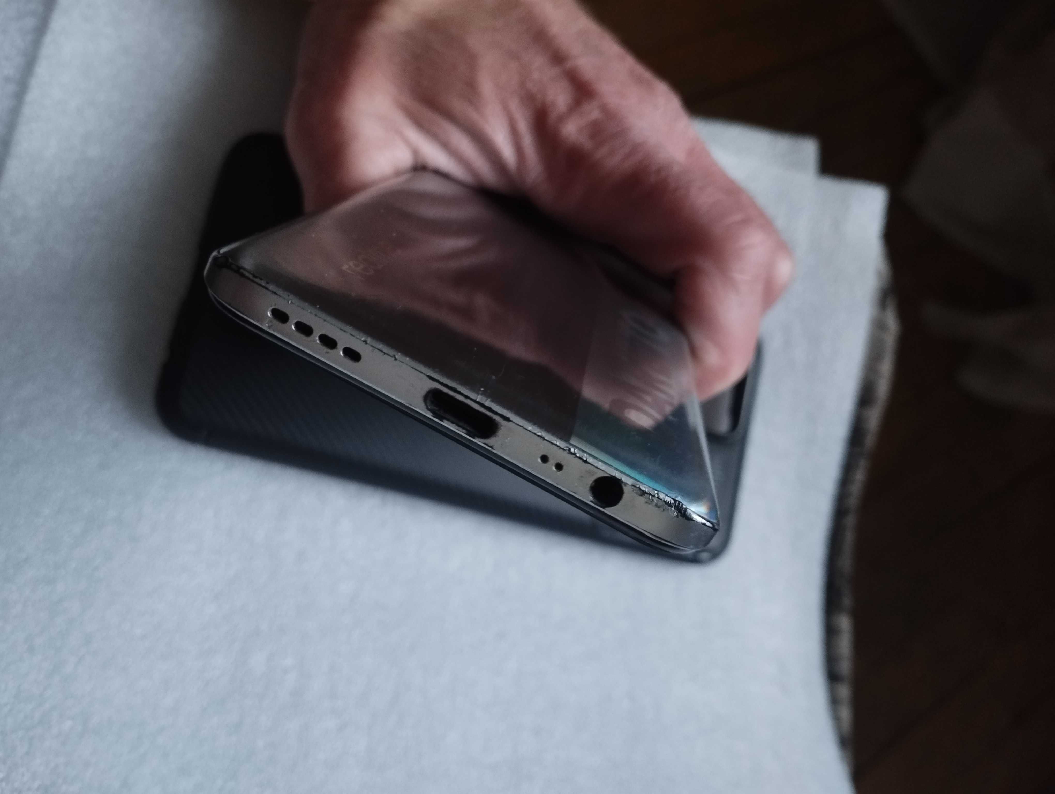 Продам Realme 8 6/128