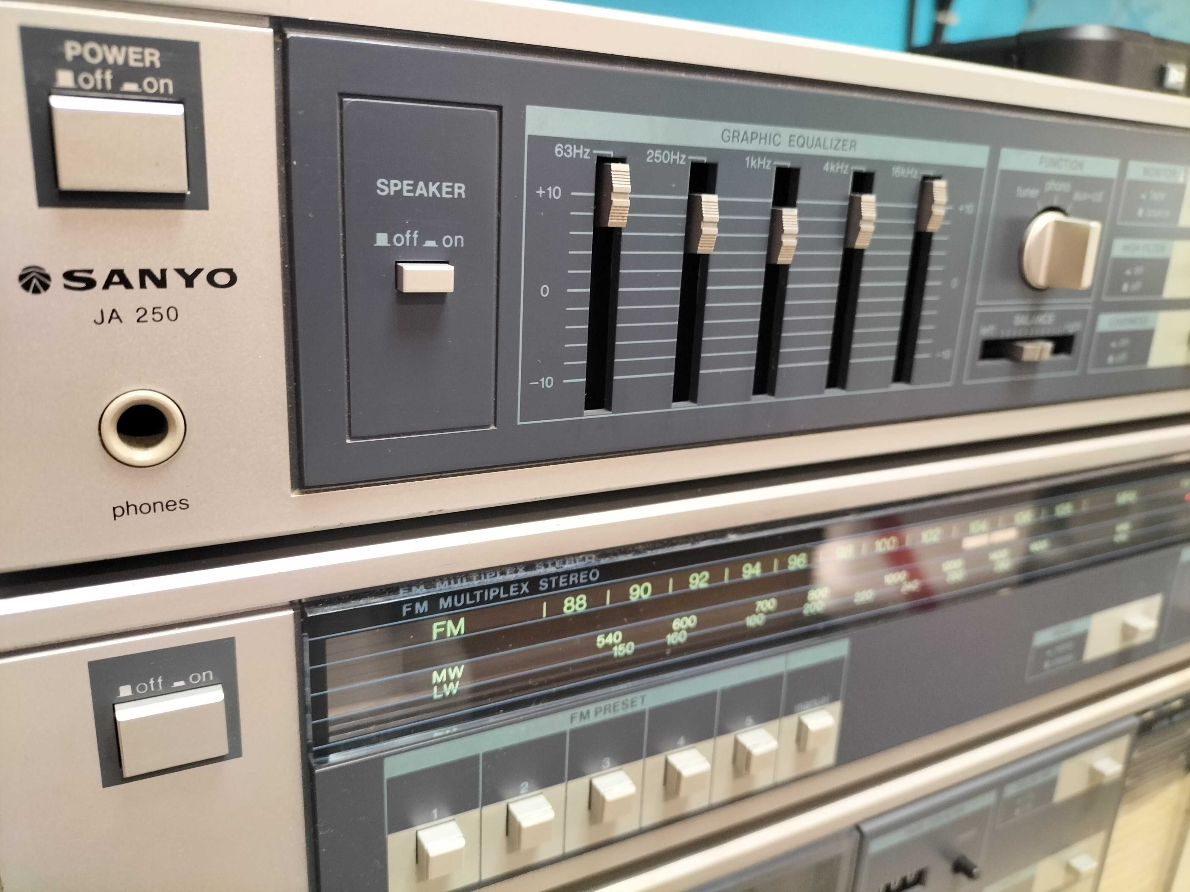 Aparelhagem Sanyo 250 como nova