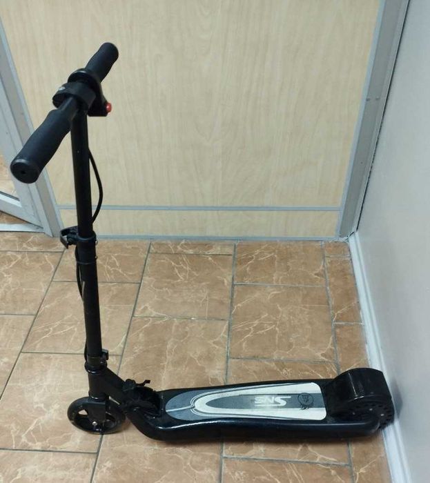 Електросамокат SNS