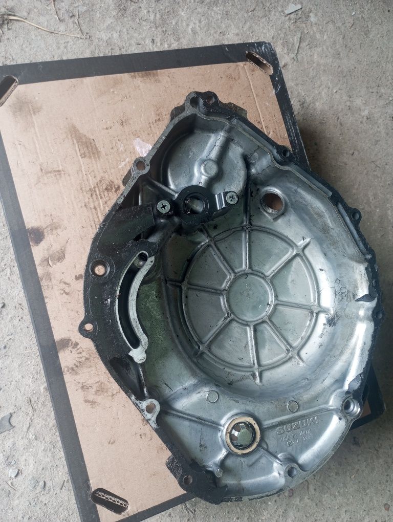 Dekiel kapa pokrywa silnika misa olejowa silnik Suzuki GN 250 GZ 1.258
