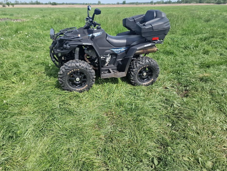 Quad dinli Centor 750cm 6500km. yamaha canam