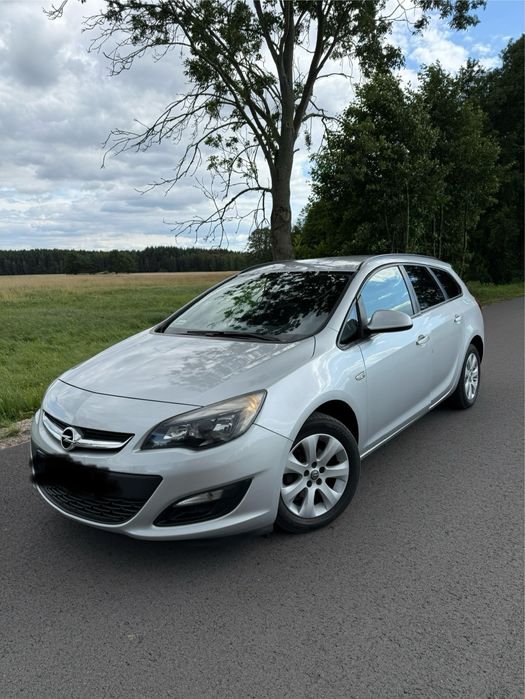 Opel Astra  J 1,6 benzyna /lpg