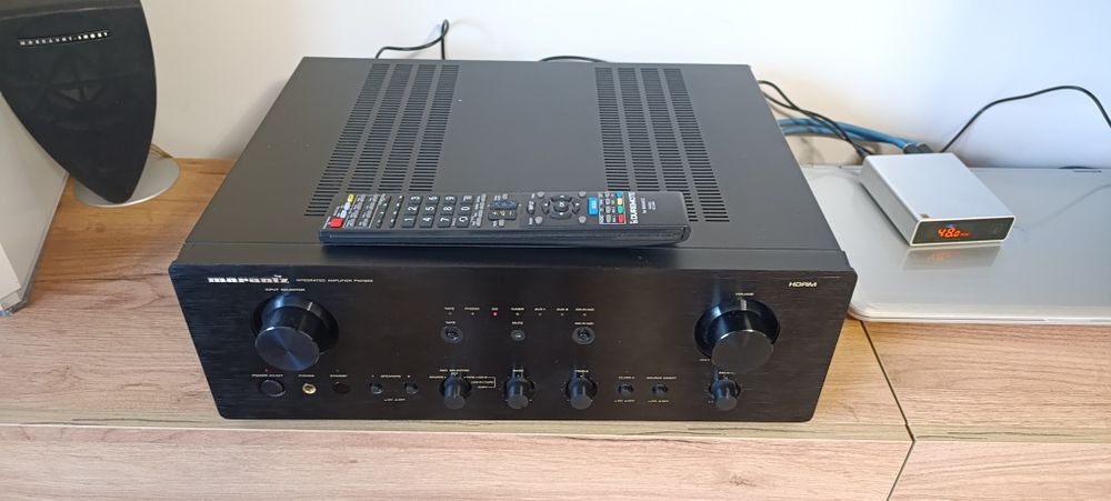Wzmacniacz Marantz PM7200 z pilotem  klasa A