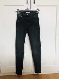 Jeansy damskie Bershka 34 /skinny